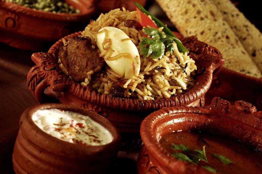 فندق ذا هرتيدج مادوراي المظهر الخارجي الصورة Hyderabadi biryani