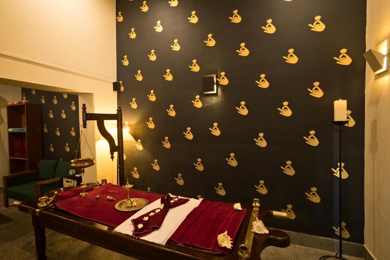 فندق ذا هرتيدج مادوراي المظهر الخارجي الصورة Ayurvedic massage table